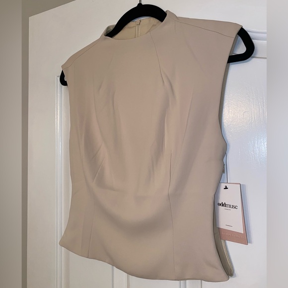 The Ultimate Muse Sleeveless Top | Oat - Picture 4 of 5